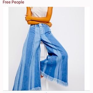 Not selling.  ISO!  I need these!  Anyone selling these in a 24/25.